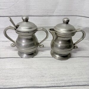 Wilton Armetale Plough Tavern Lidded Cream and Sugar w/Spoon Set Pewter